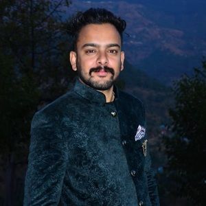 Meet your Posher, Rohit